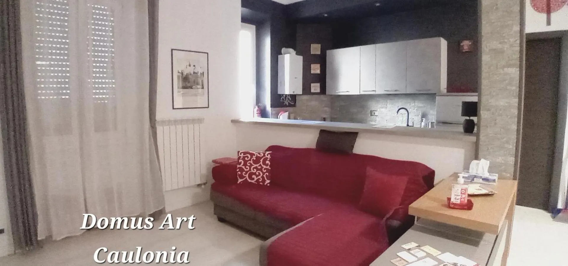 Domus Art Caulonia Apartment Rome