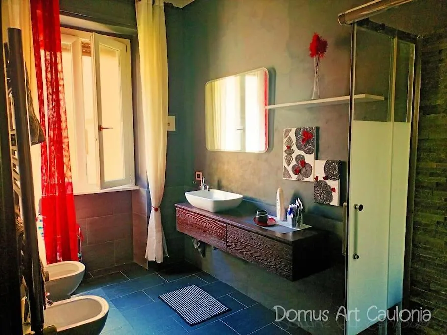 Domus Art Caulonia Apartment Rome